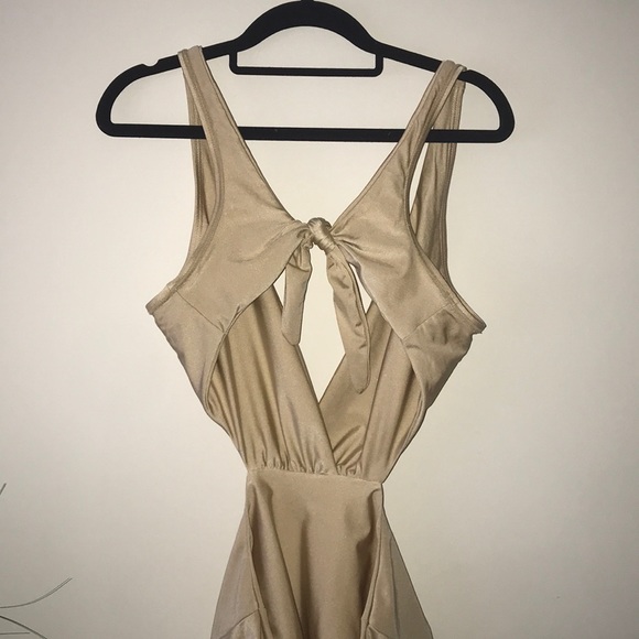 ⚡️Sale⚡️Gold Deep V ASOS Tie back Swimsuit - Picture 7 of 8